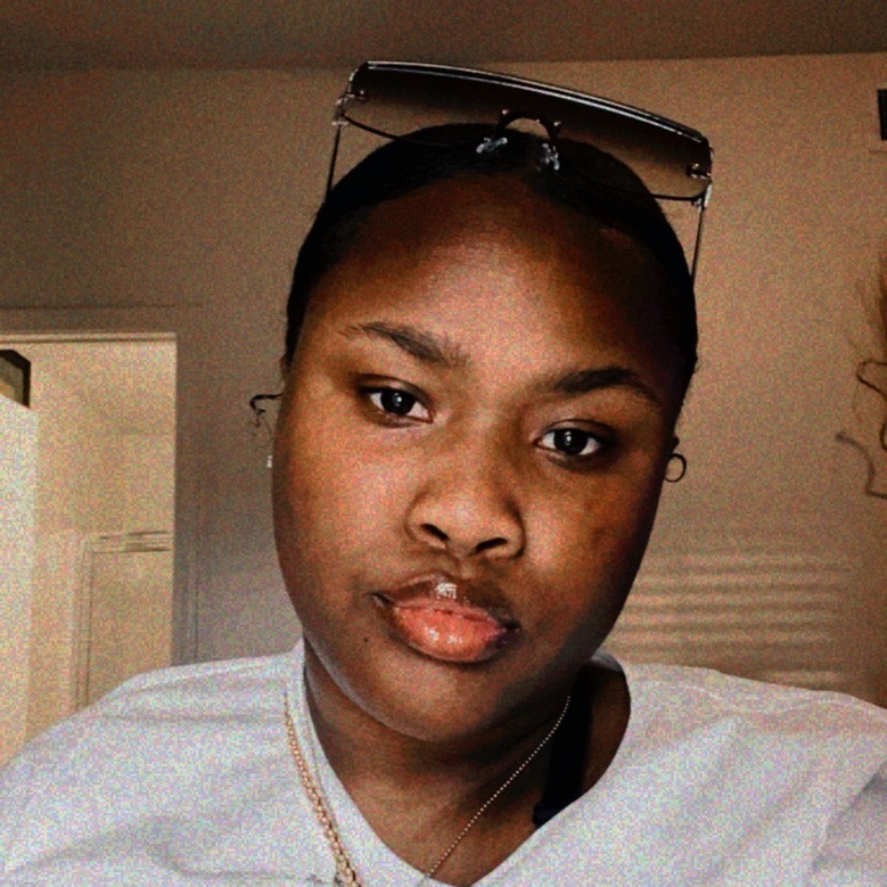 Meet your Posher, Yonnie